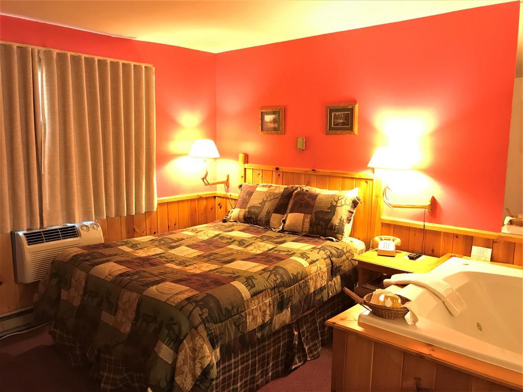Northwoods Inn & Suites Minocqua Bagian luar foto